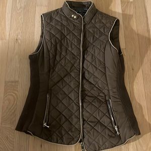 Boutique Vest!!